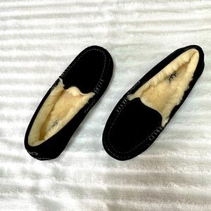 Ugg slippers, size 5, women’s, black, hard sole